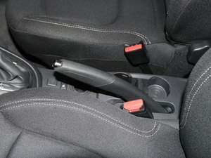 2018TCe 190 `Ӱ v܇Ƅ