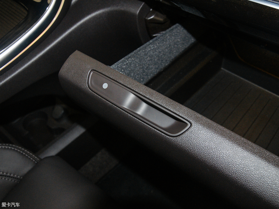 2018ZEspace 1.8T Ԅӕݰ