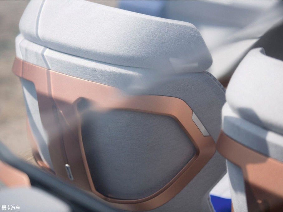 2017�����ZSYMBIOZ Concept