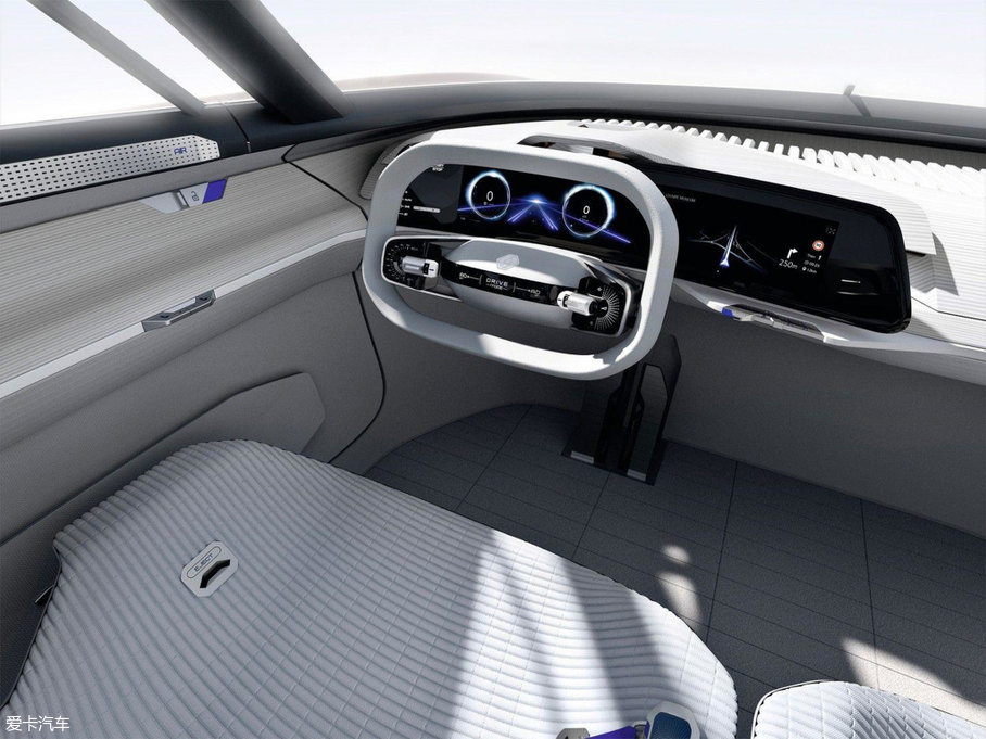 2017�����ZSYMBIOZ Concept