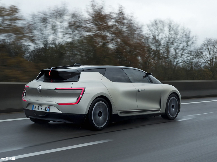 2017�����ZSYMBIOZ Concept