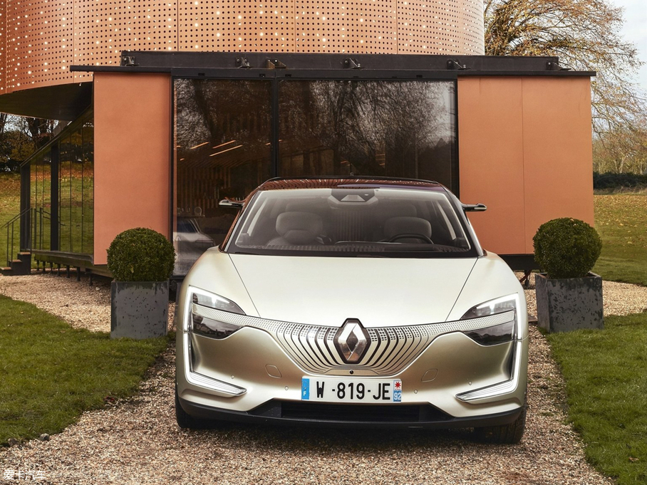 2017�����ZSYMBIOZ Concept