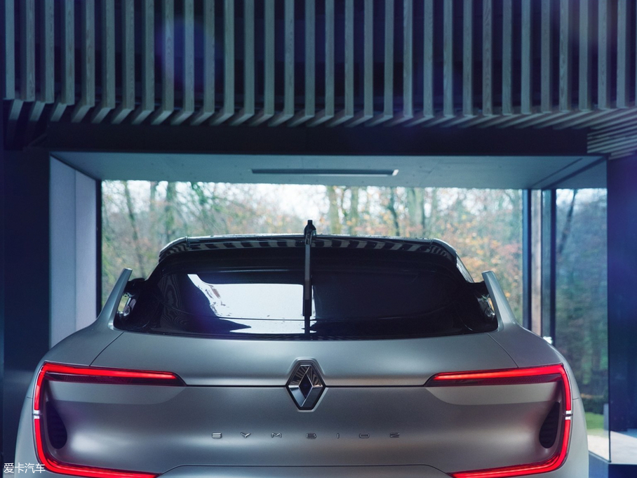 2017�����ZSYMBIOZ Concept