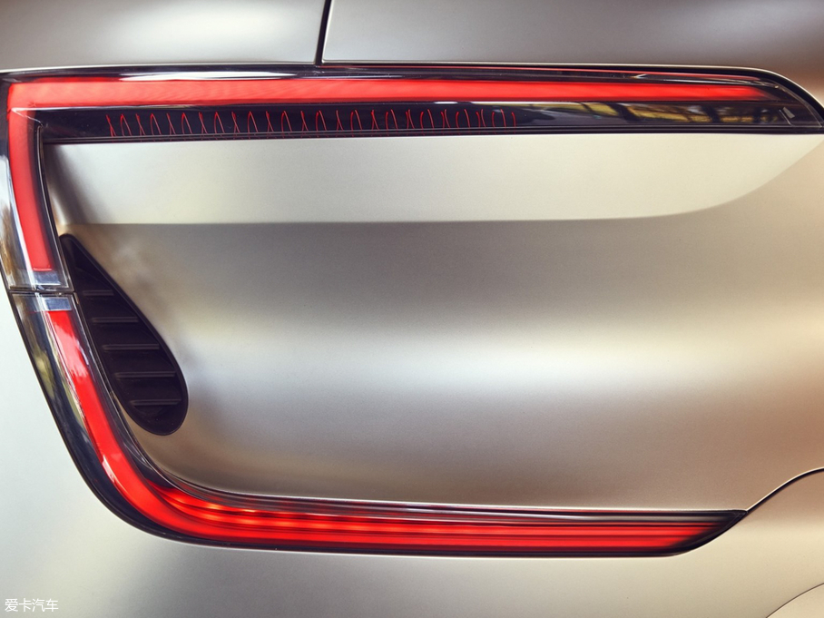 2017�����ZSYMBIOZ Concept