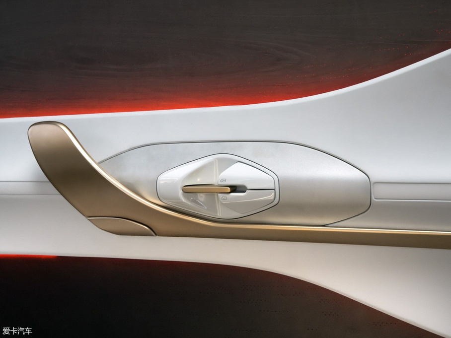 2017�����ZSYMBIOZ Concept