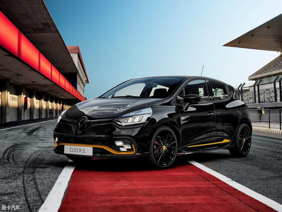 2018ZClio R.S.18 ؄e