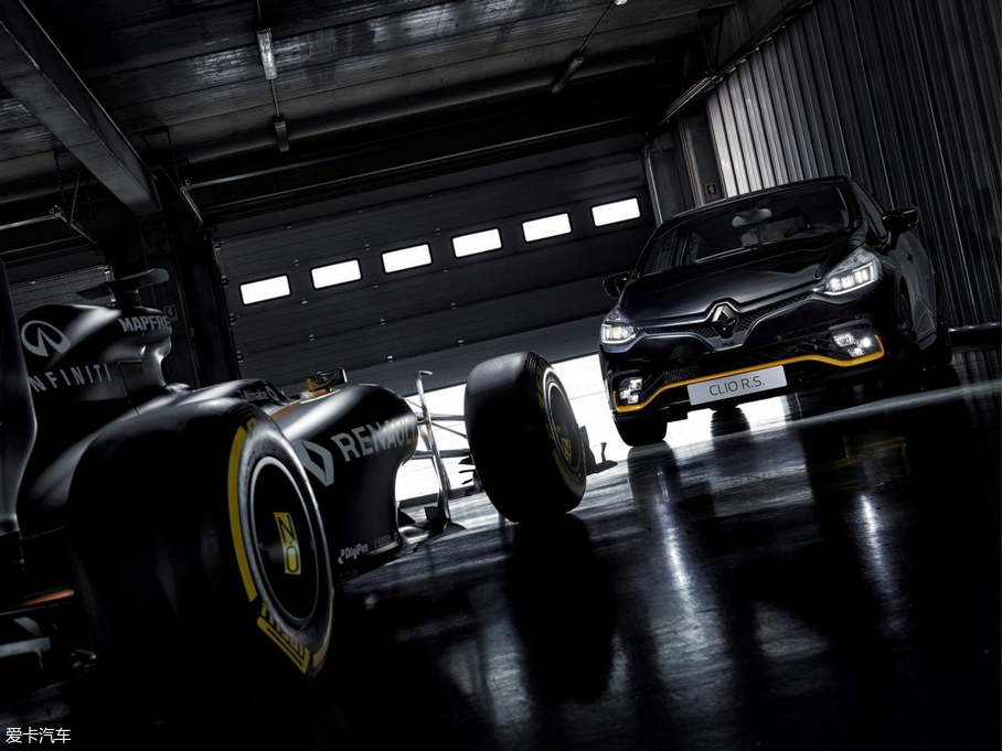 2018ZClio R.S.18 ؄e