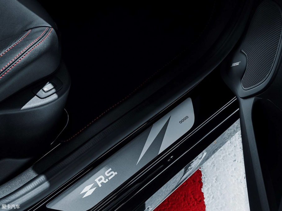 2018ZClio R.S.18 ؄e