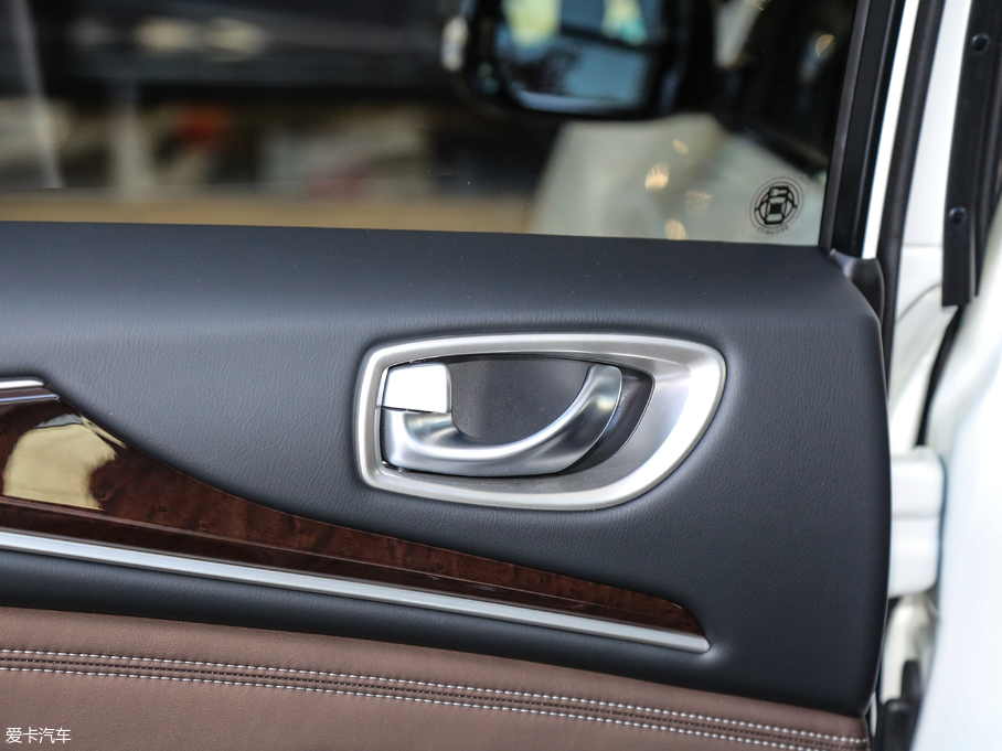 2018��Ӣ�����QX60 Hybrid 2.5T Hybrid ����܊��ͥ��