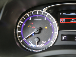 20182.5T Hybrid (q)܊ͥ п؅^(q)