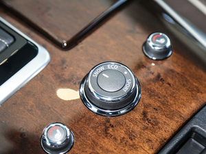 20182.5T Hybrid (q)܊ͥ п؅^(q)