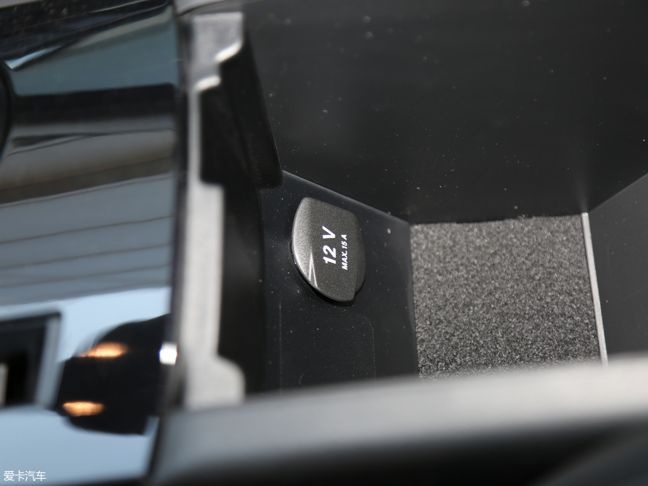 2018ӢQX30 1.6T (q)Oް