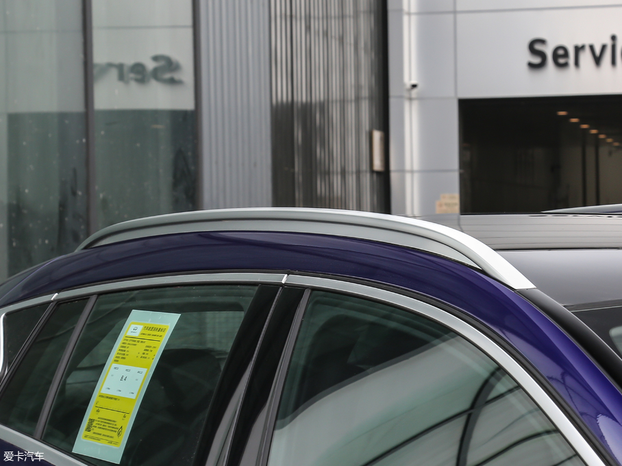 2018��Ӣ�����QX30 1.6T ����\�Ӱ�