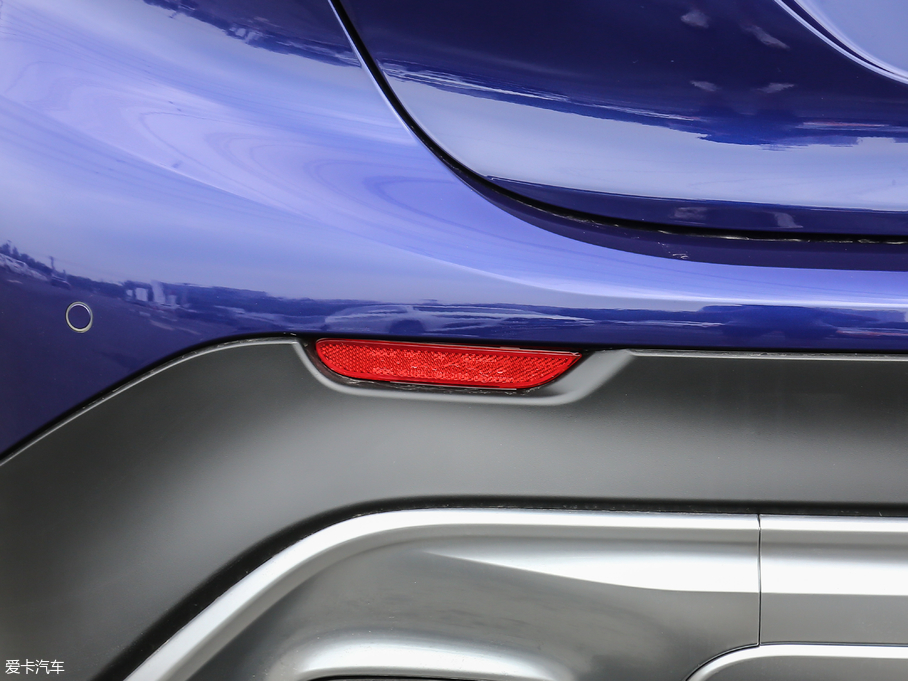 2018��Ӣ�����QX30 1.6T ���(q��)�\(y��n)��(d��ng)��