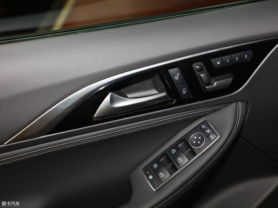 2018ӢQX30 1.6T (q)Oް