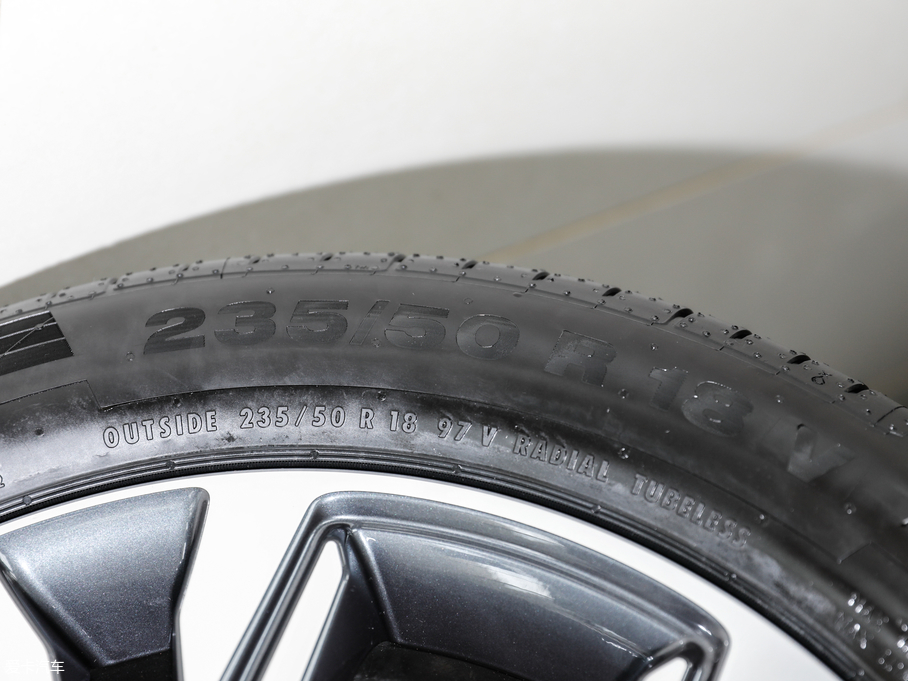 2018ӢQX30 1.6T (q)\(yn)(dng)