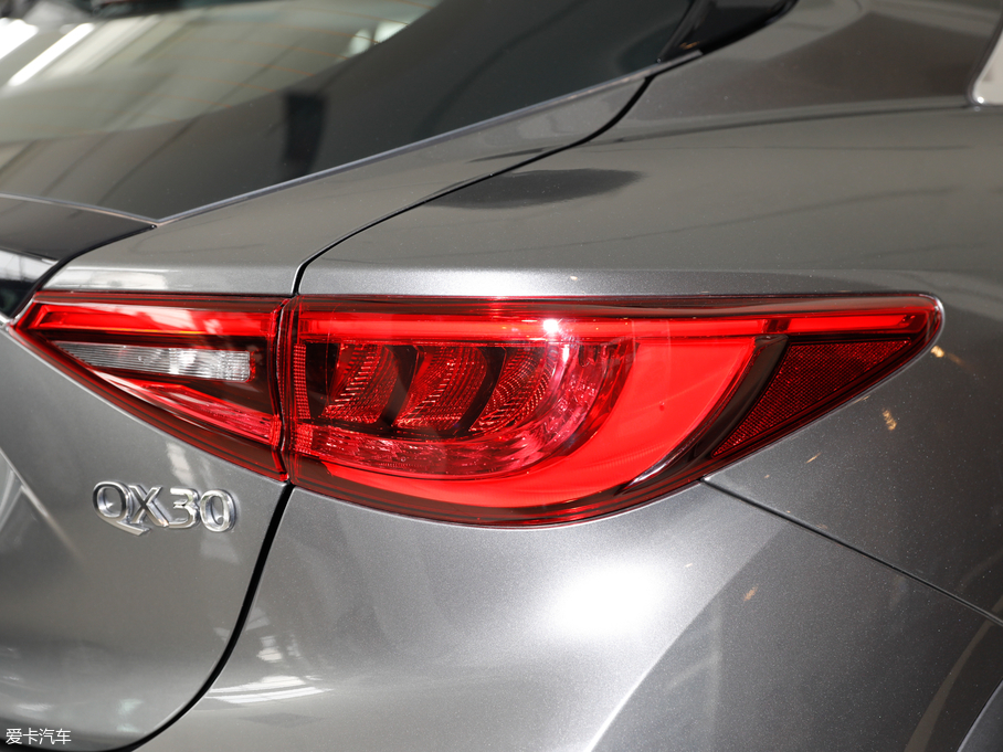 2018ӢQX30 1.6T (q)\(yn)(dng)