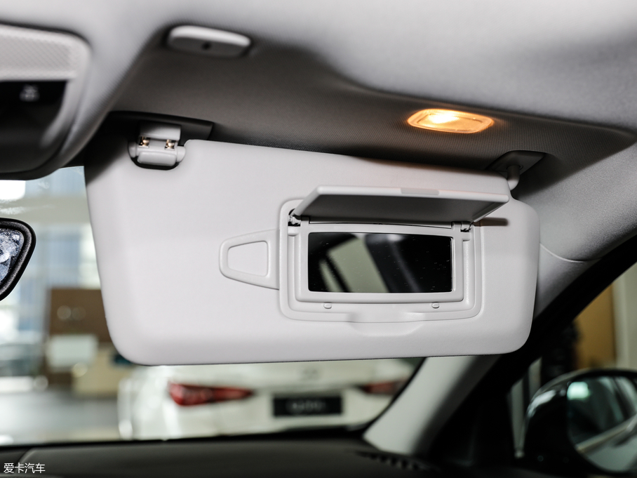 2018ӢQX30 1.6T (q)\(yn)(dng)