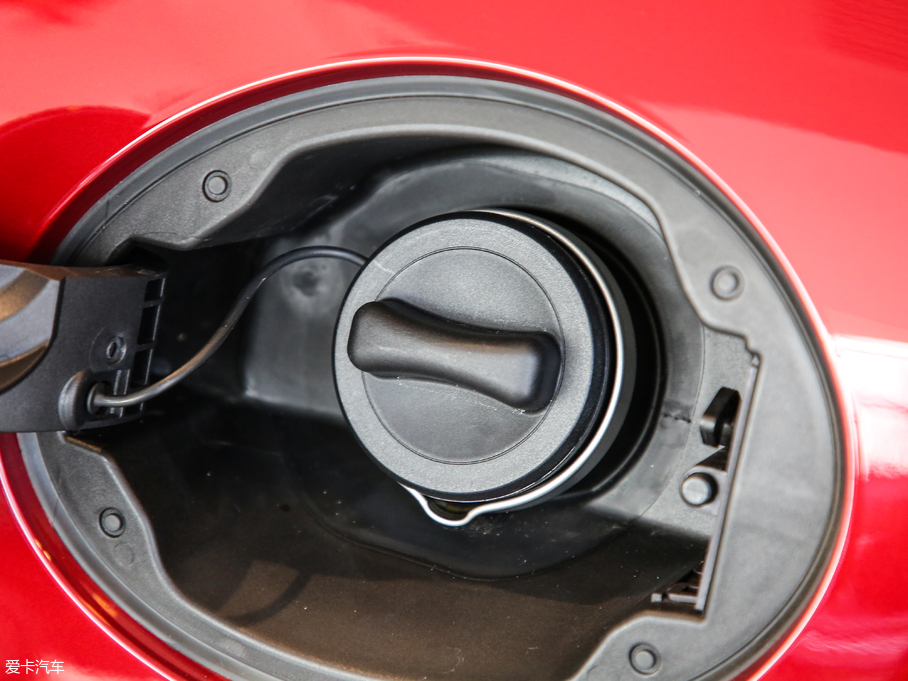 2018ӢQX30 2.0T (q)\Ӱ