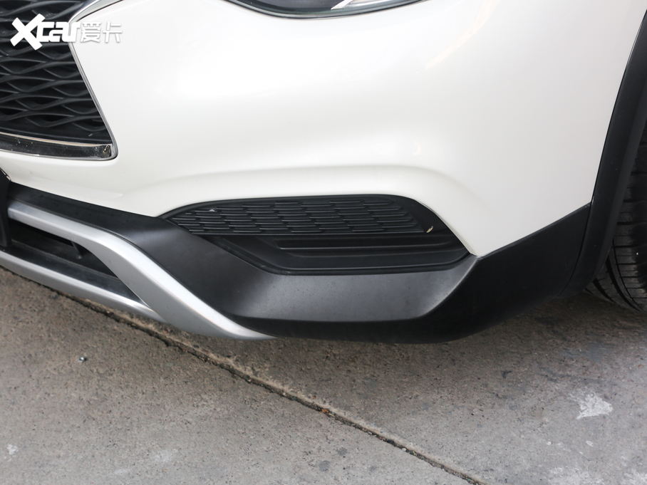 2018��Ӣ�����QX30 1.6T ���r�а�