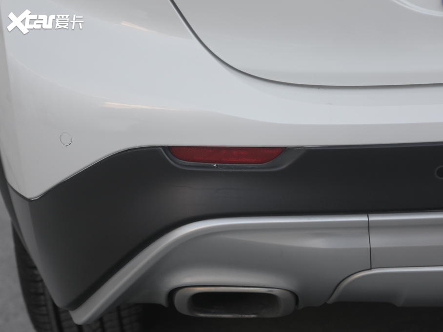 2018��Ӣ�����QX30 1.6T ���(q��)�r(sh��)�а�