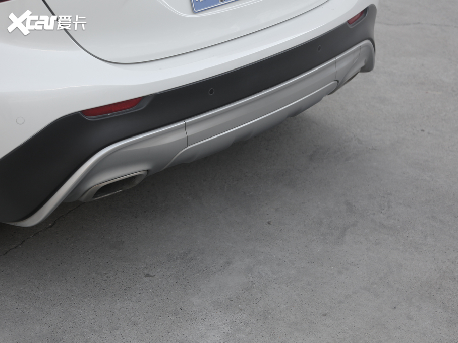 2018��Ӣ�����QX30 1.6T ���r�а�