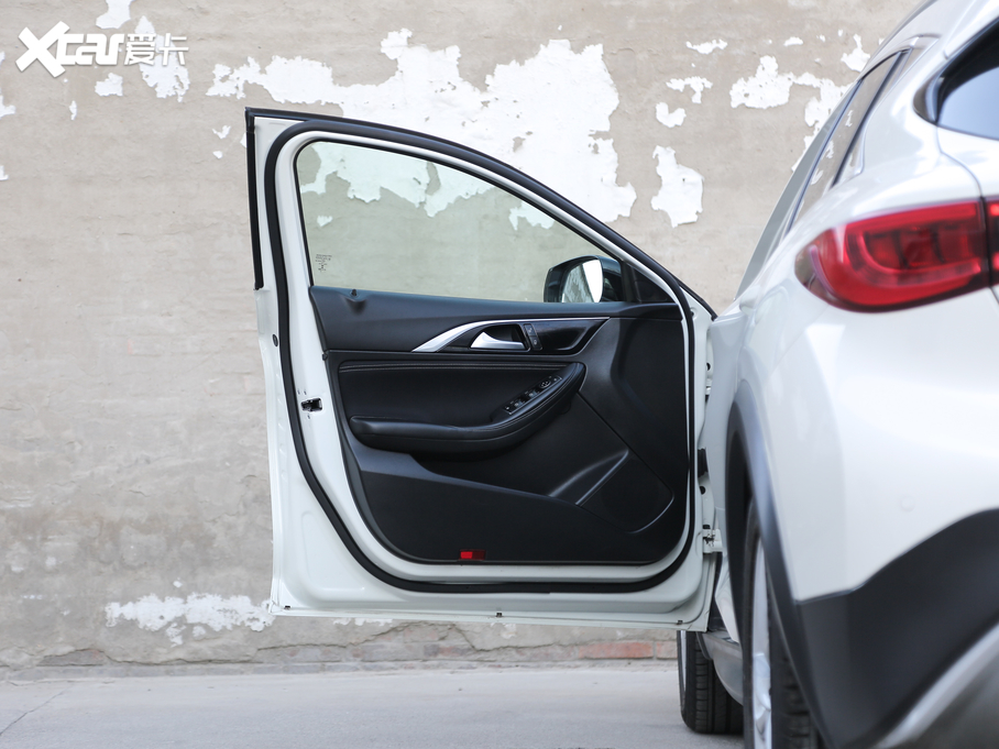 2018ӢQX30 1.6T (q)r(sh)а