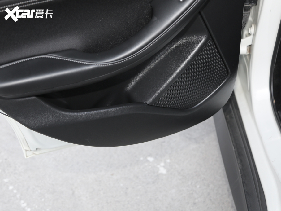 2018��Ӣ�����QX30 1.6T ���(q��)�r�а�