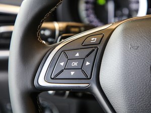 20182.0T (q)\(yn)(dng) п؅^(q)