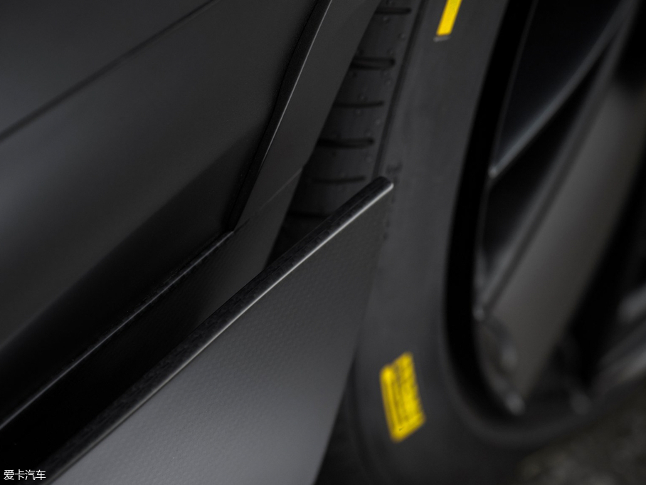 2019ӢQ60 Project Black S