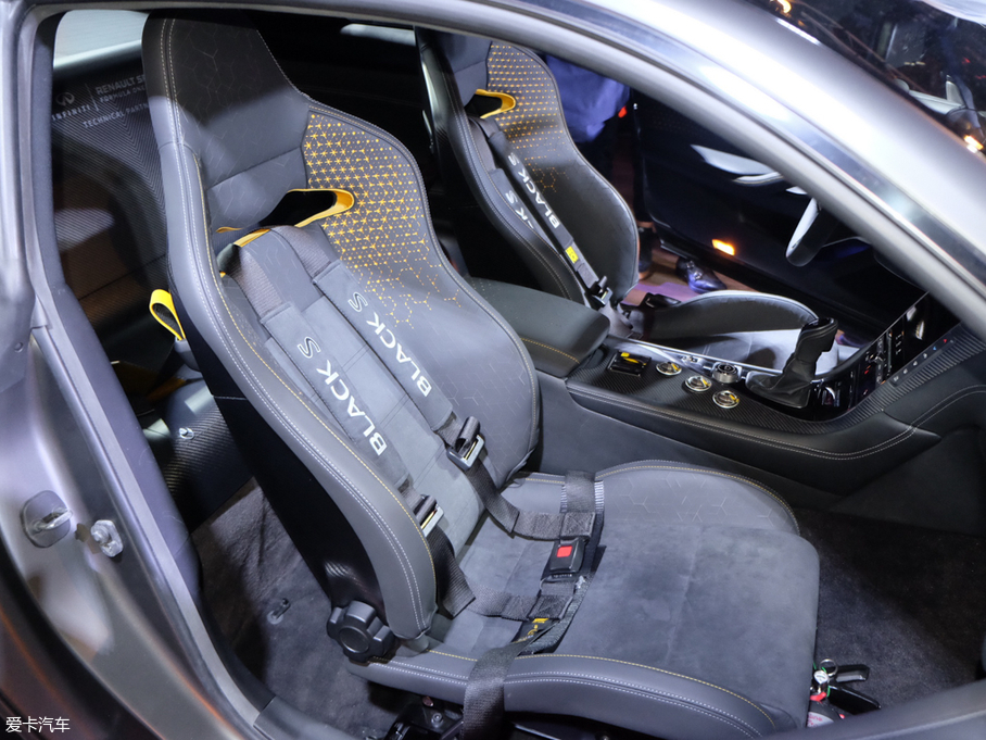 2019��Ӣ�����Q60 Project Black S