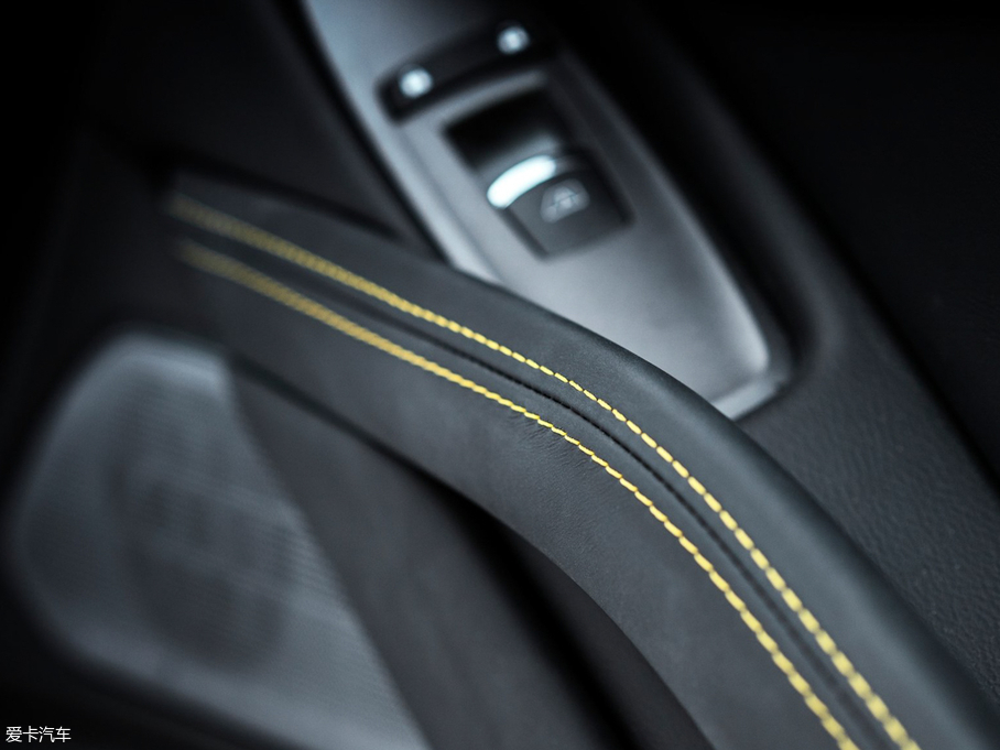 2019ӢQ60 Project Black S