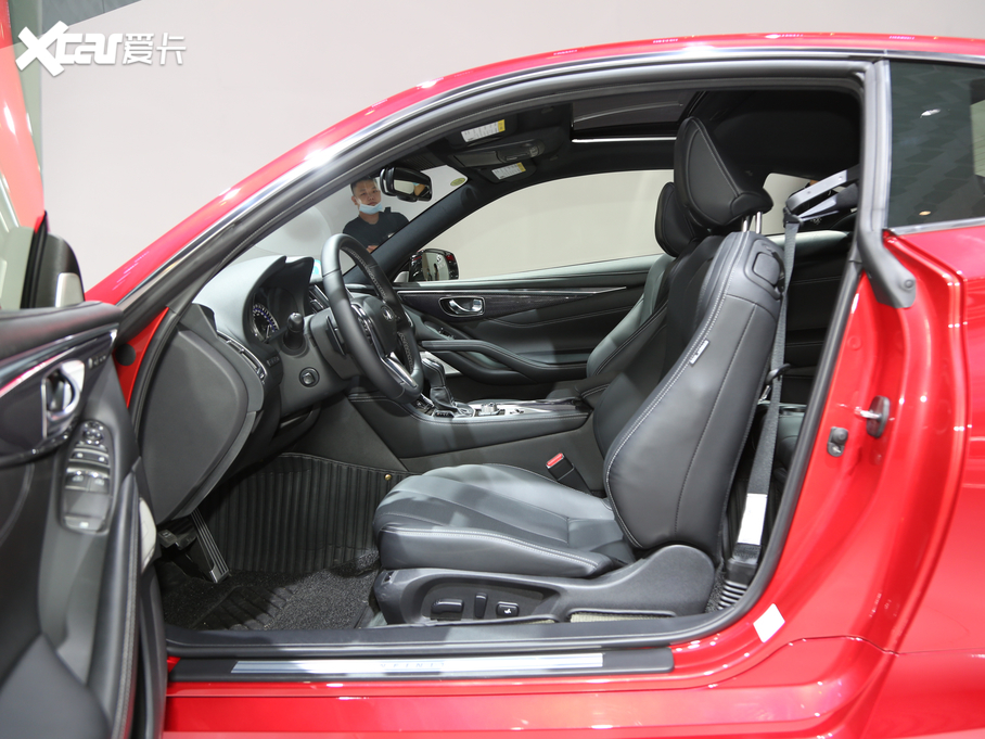 2019ӢQ60 S 2.0T A\Ӱ