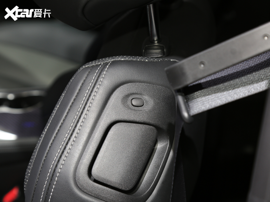 2019ӢQ60 S 2.0T A\Ӱ