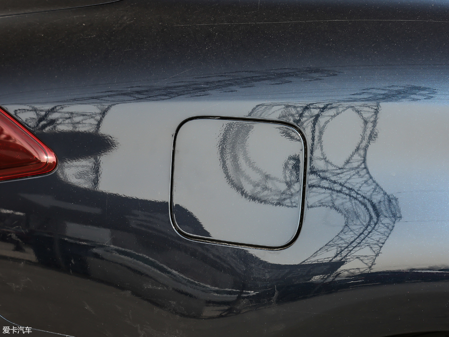 2019ӢQ70L 2.0T  PLUS