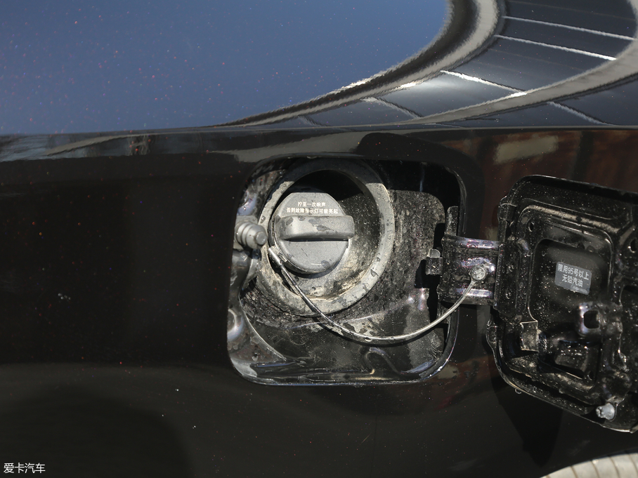 2019ӢQ70L 2.0T  PLUS