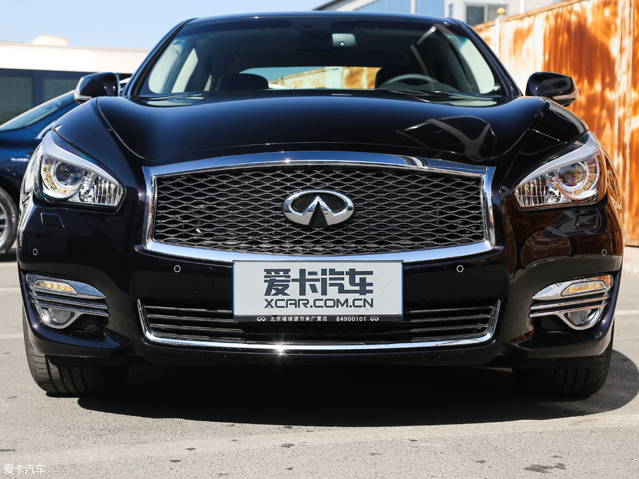 2019ӢQ70L 2.0T  PLUS