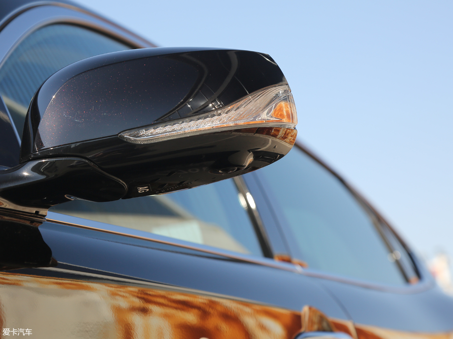 2019ӢQ70L 2.0T  PLUS