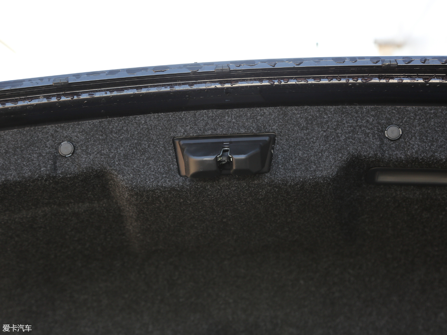 2019ӢQ70L 2.0T  PLUS