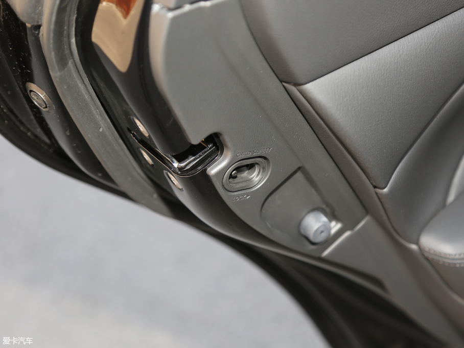 2019ӢQ70L 2.0T  PLUS