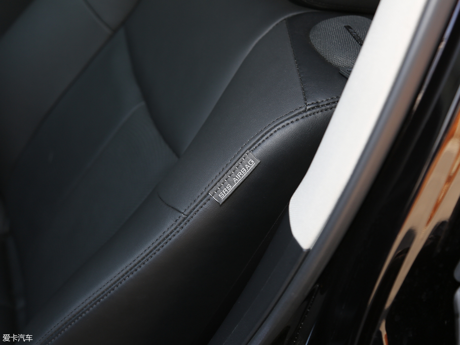 2019ӢQ70L 2.0T  PLUS