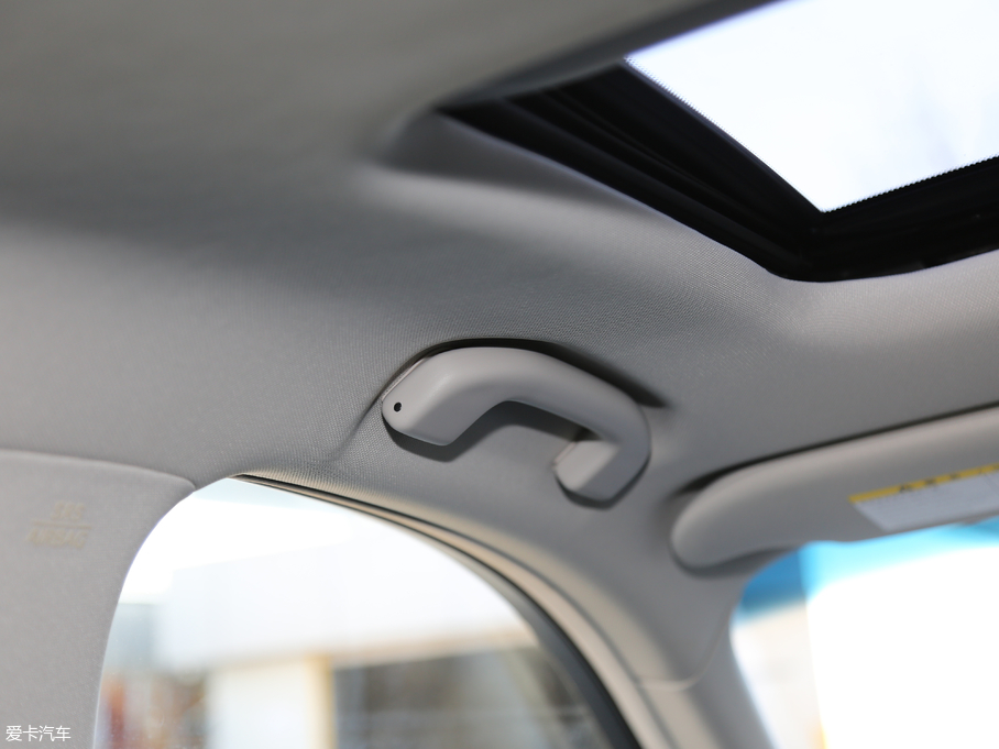 2019ӢQ70L 2.0T  PLUS