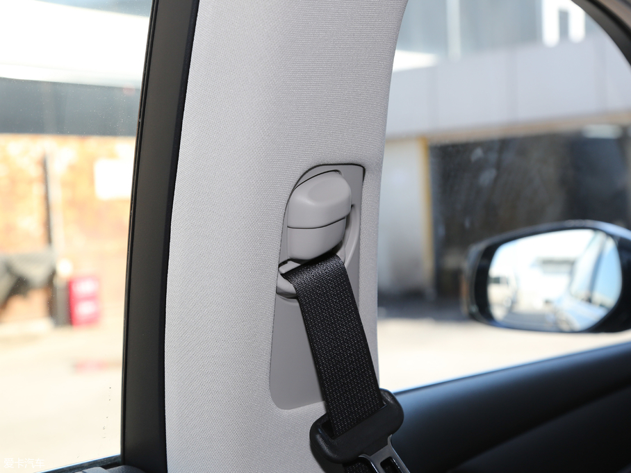 2019ӢQ70L 2.0T  PLUS