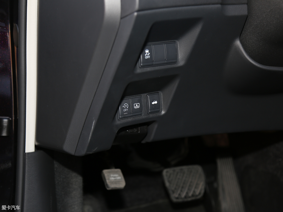 2019ӢQ70L 2.0T  PLUS