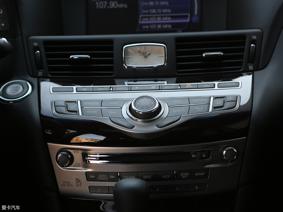 2019ӢQ70L 2.0T  PLUS