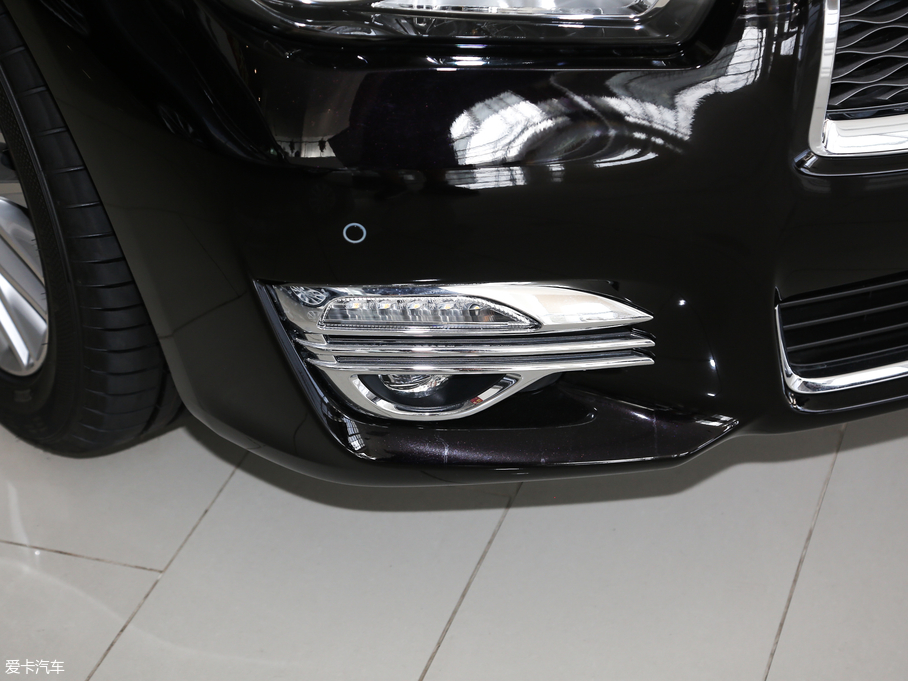 2019ӢQ70L 2.0T Ӣ PLUS