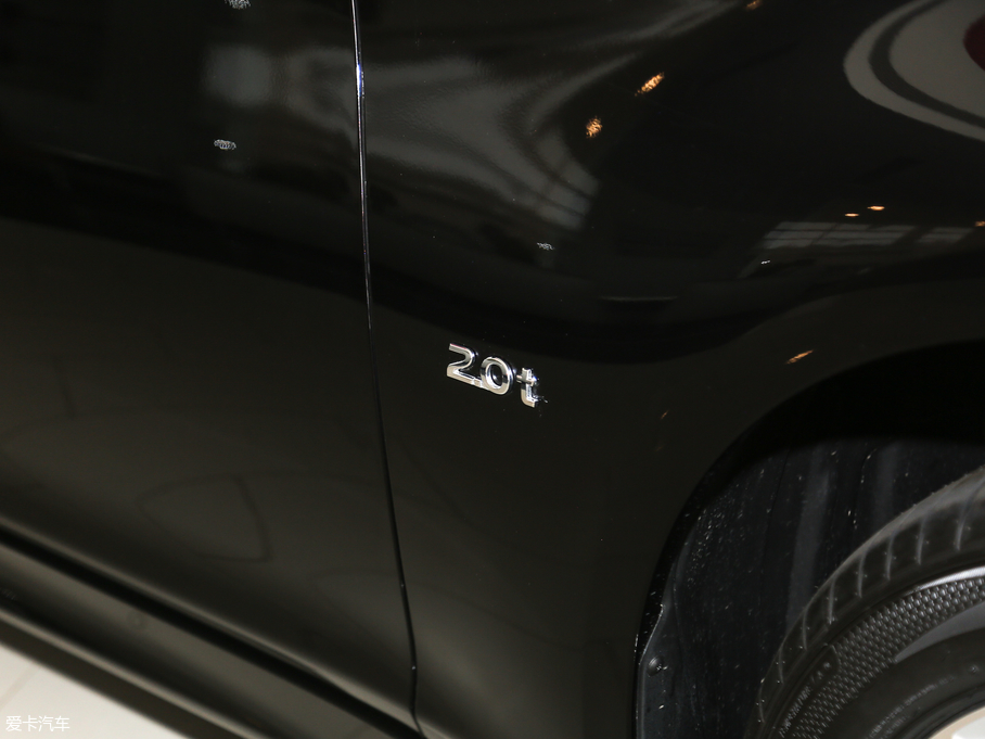 2019ӢQ70L 2.0T Ӣ PLUS