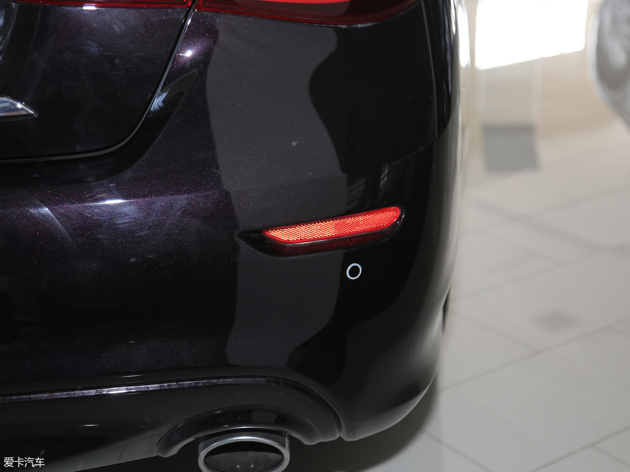 2019ӢQ70L 2.0T Ӣ PLUS