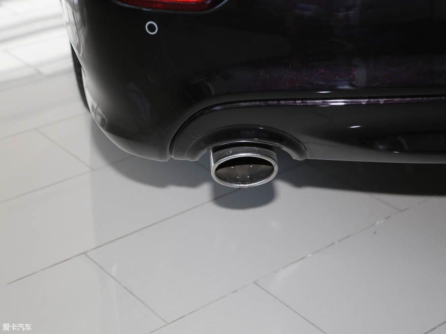 2019ӢQ70L 2.0T Ӣ PLUS