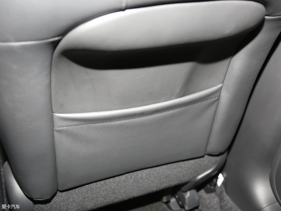 2019ӢQ70L 2.0T Ӣ PLUS